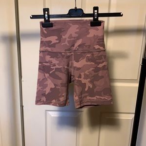 Lululemon 6” Align Shorts